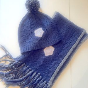 Manguun scarf & hat. Buy in some boutique in Europe. Exclusive in America.